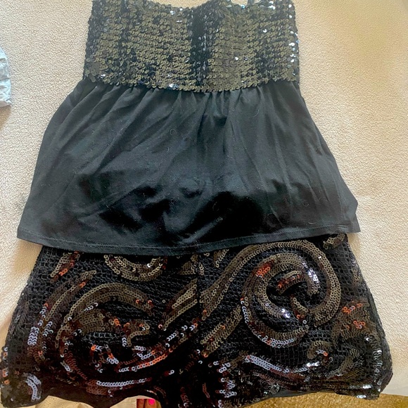 Black sequin top and shorts set - Picture 1 of 5